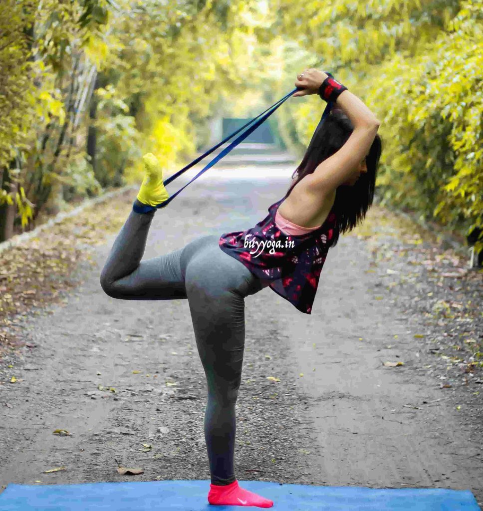 Exactly how to Make Use Of a Yoga Strap (WIth Photos): 15 Yoga Strap Beginners